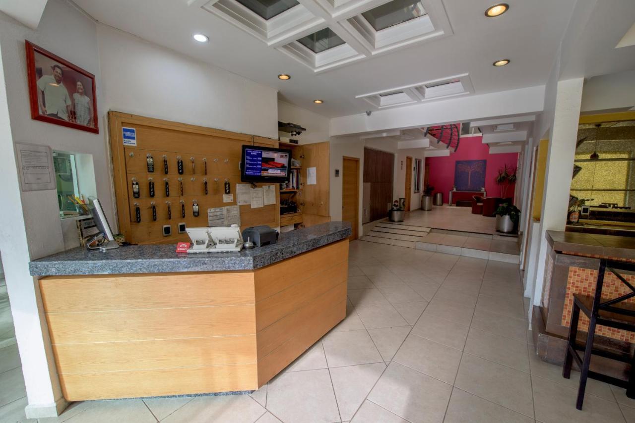 Hotel Oaxaca Inn Express Екстериор снимка