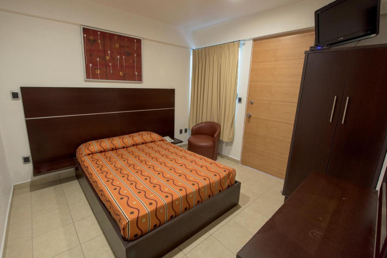 Hotel Oaxaca Inn Express Екстериор снимка