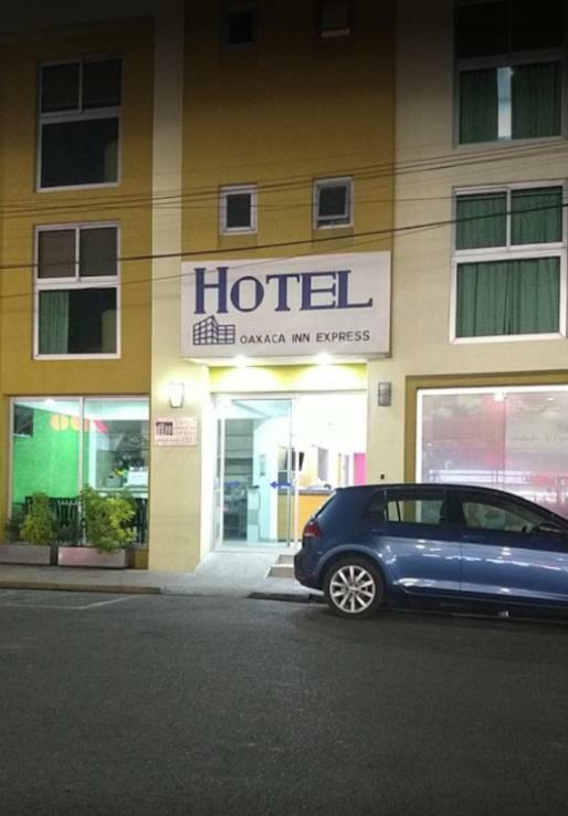 Hotel Oaxaca Inn Express Екстериор снимка